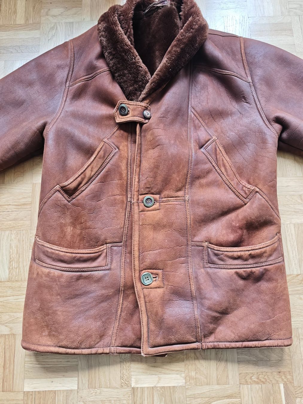 Cappotti: Originaler hochwertiger Vintage Shearling Ledermantel – Usato da Liebefeld venduto da manyawoods 6