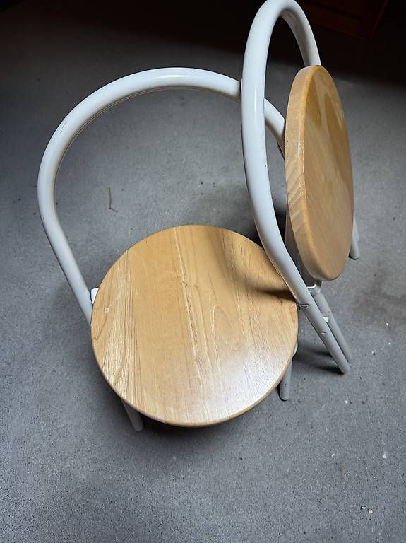 Hocker: Hocker ausklappbar – Gebraucht aus Gebenstorf von Silversalmon 1