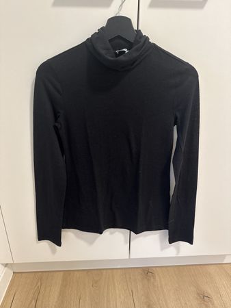 Schwarzer Rollkragenpullover, Gr. S, Must-Have!