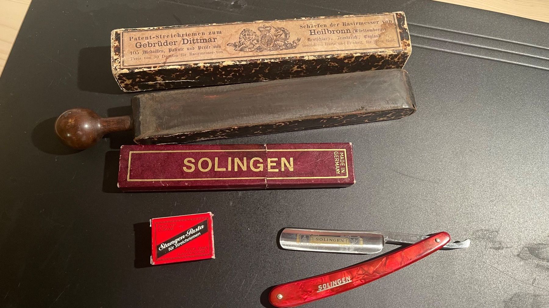 Rasoi & Lamette da barba: Antikes Rasiermesser-Set Solingen, Top Zustand! – Usato da zeihen venduto da Racer-71