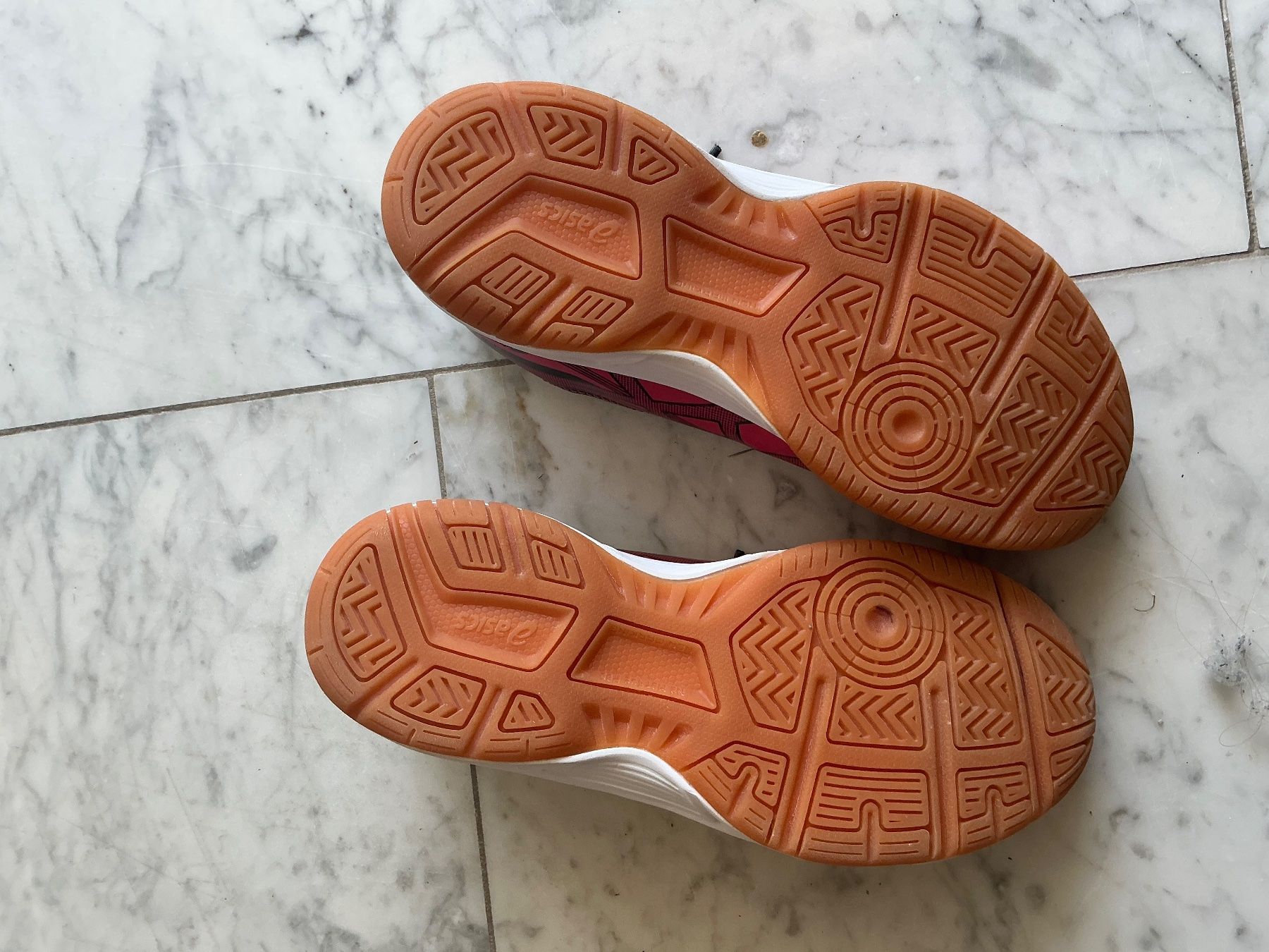 Asics Scarpe da uomo: Hallenturnschuhe gr 35.5 Asics – Usato da Samstagern venduto da ichbins74 1