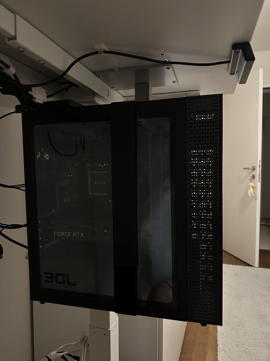 PCs: OMEN 30L – D'occasion à Zürich par Albansahiti 1
