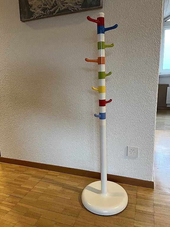 Guardaroba: Kleiderständer für Kinder  – Usato da Ebmatingen venduto da brunosaurio 1