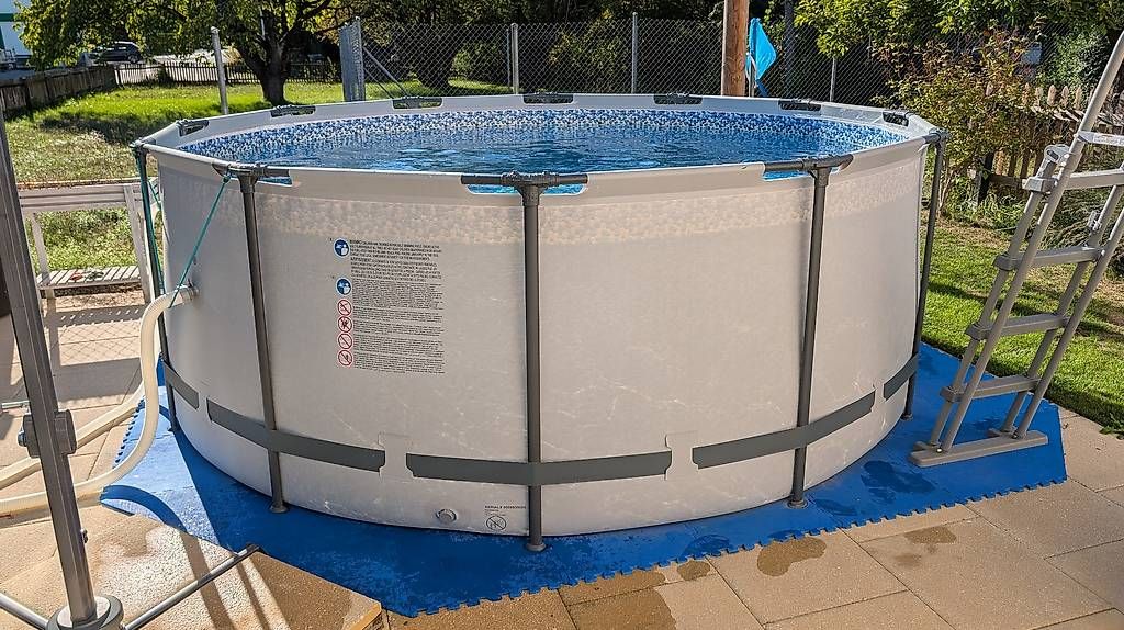 Schwimmbad: Bestway Pool 3.66m x 1.22m – Gebraucht aus Niederlenz von Griddle 4
