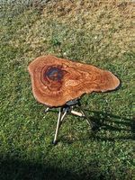 Beistelltisch Epoxidharz  Oliverbaum mit Beleuchtete