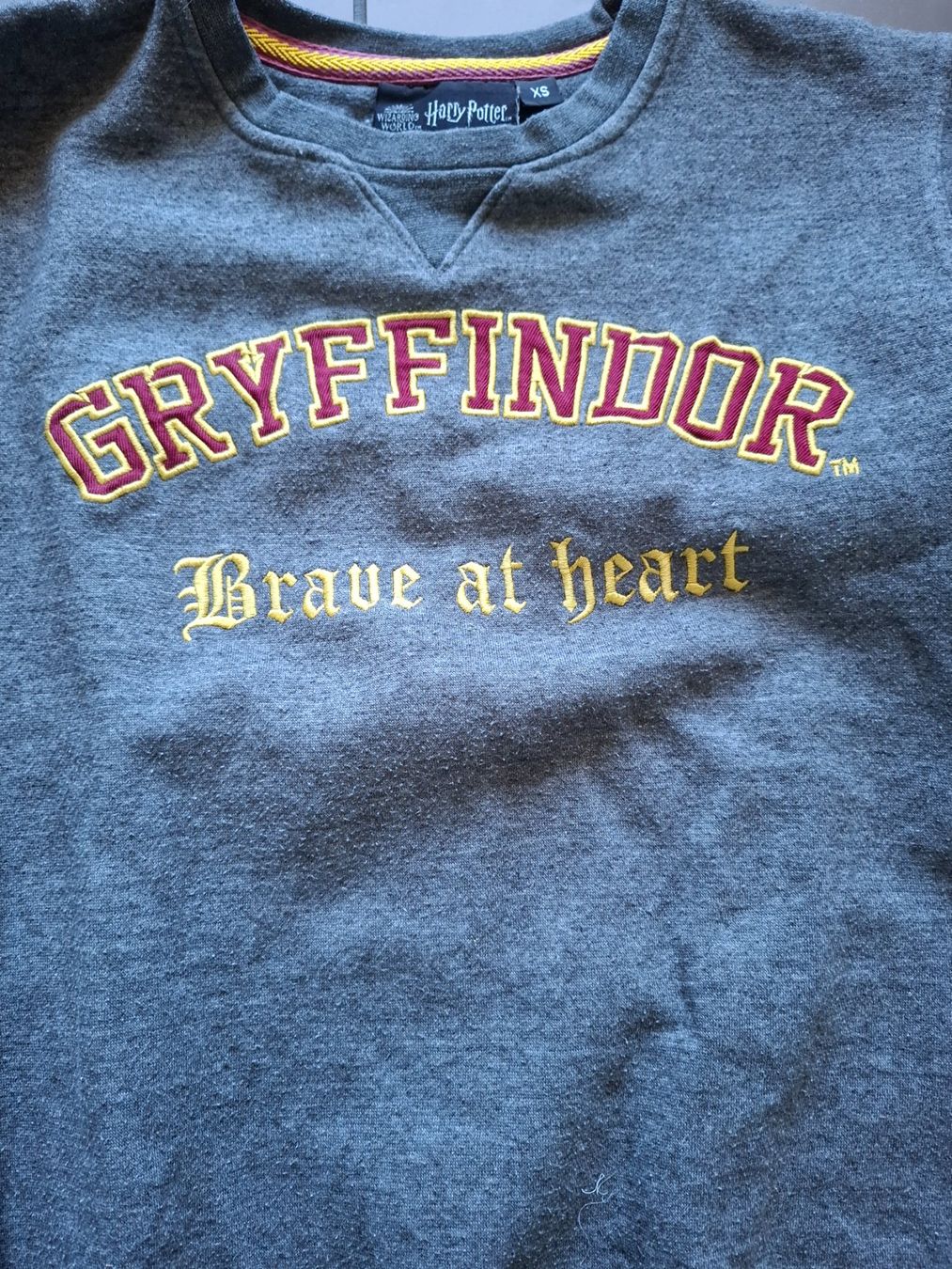 Maglioni & Felpe: Original Harry Potter Pullover Gryffindor grau Gr. 164-176 – Usato da Jona venduto da Loki40 2