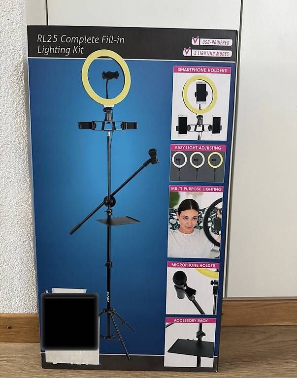 Lampes: Trépied avec lumière – D'occasion à Villargiroud par dia_9yql