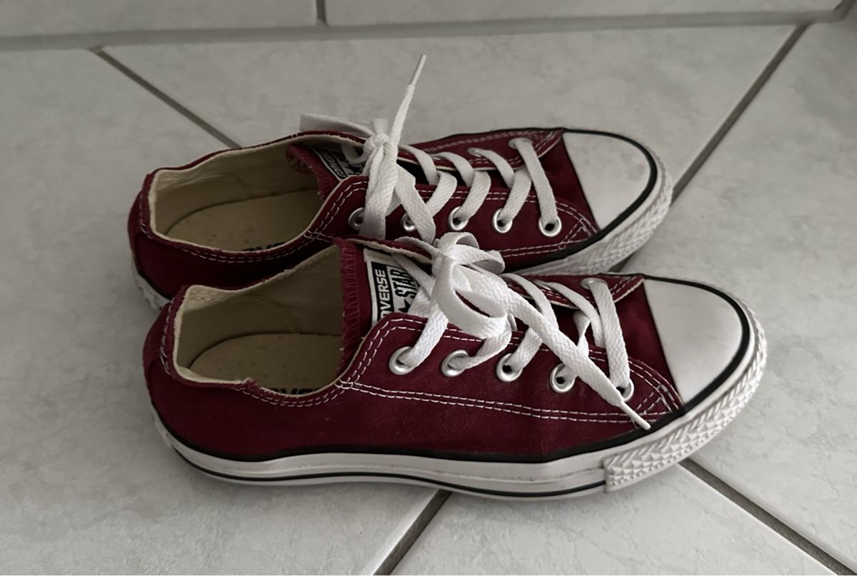 Converse Scarpe da donna: Converse weinrot 36 – Nuovo (secondo la descrizione) da Luzern venduto da CocoLoco82