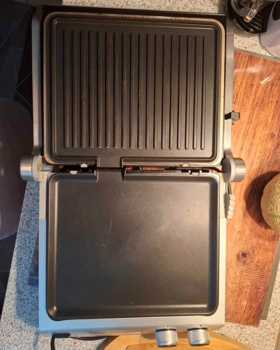Grills: Grill électronique – Gebraucht aus prilly von Charlie1989 1