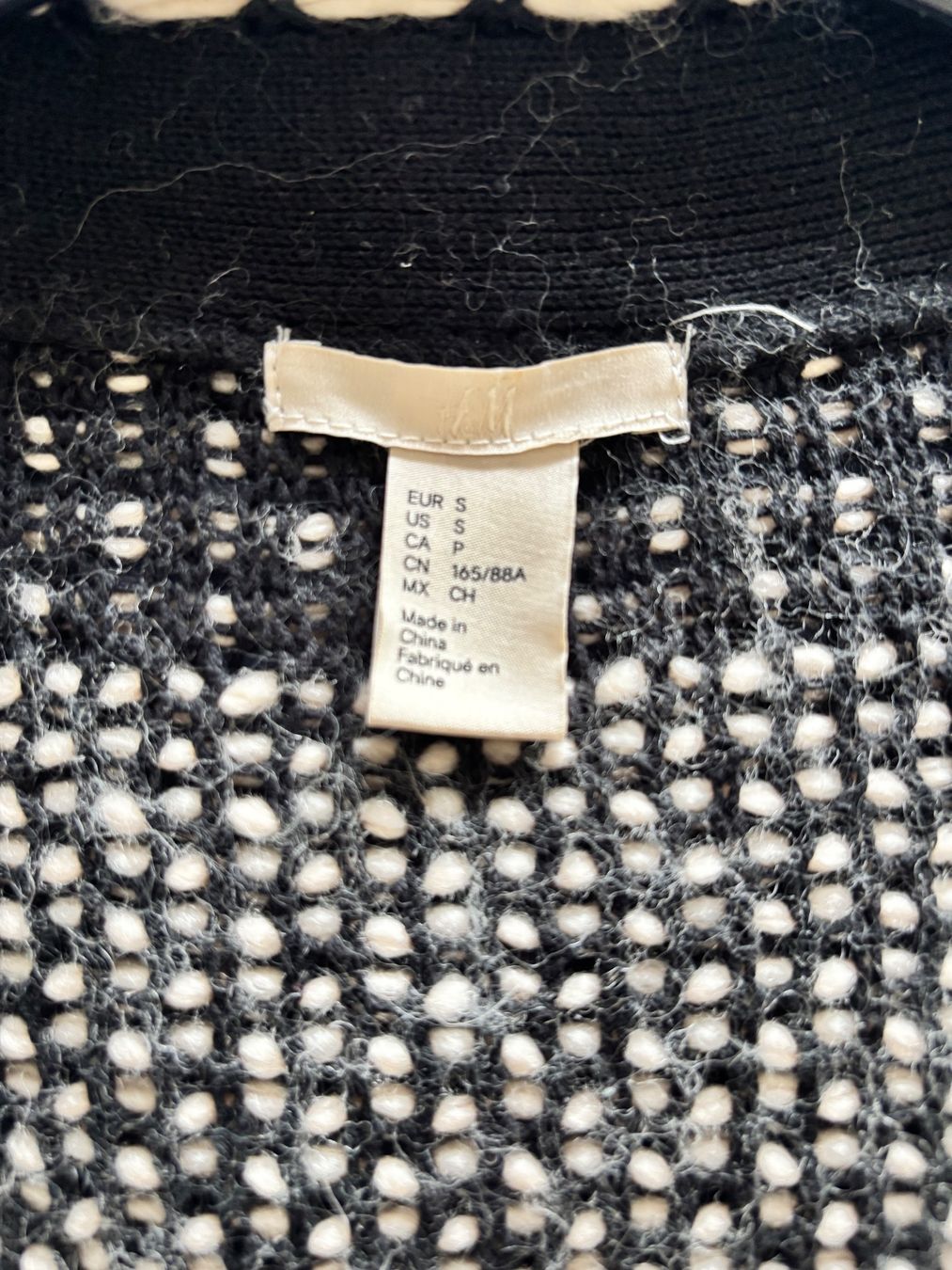 H&M Giacche: Kuschelige H&M Strickjacke, Grösse L – Usato da Gurzelen venduto da stefi2774 3