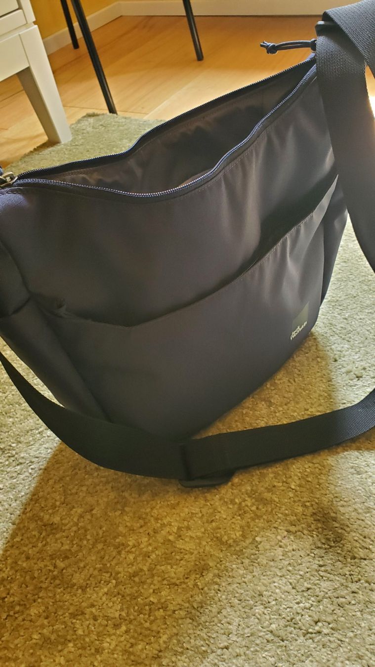 Jack Wolfskin Borse: Neue Jack Wolfskin Tasche – Nuovo (secondo la descrizione) da Interlaken venduto da mar_65xg 4