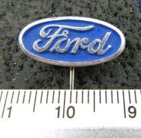 FORD AUTO LOGO GEPRÄGT OVAL ABZEICHE ANSTECKNADEL KLEIN-FEIN