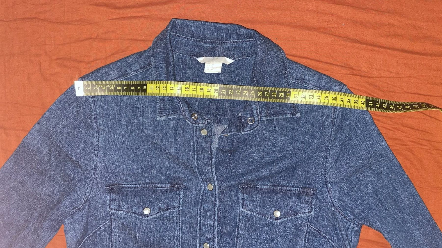 H&M Camicette: Jeans-Hemd Slim-Fit und elastisch von H&M – Usato da Winterthur venduto da GrobyK 6