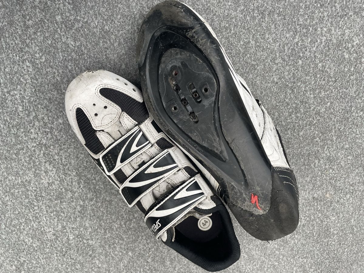 Specialized Chaussures hommes: Chaussures velo SPECIALIZED Gr 44 – D'occasion à Blonay par Joye 2