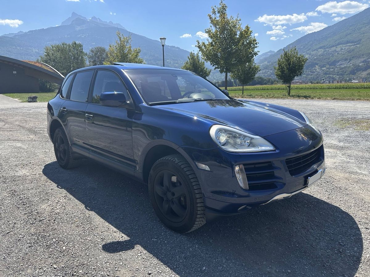 Porsche Automobili: Porsche Cayenne diesel – Usato da Sion venduto da ElMaloco