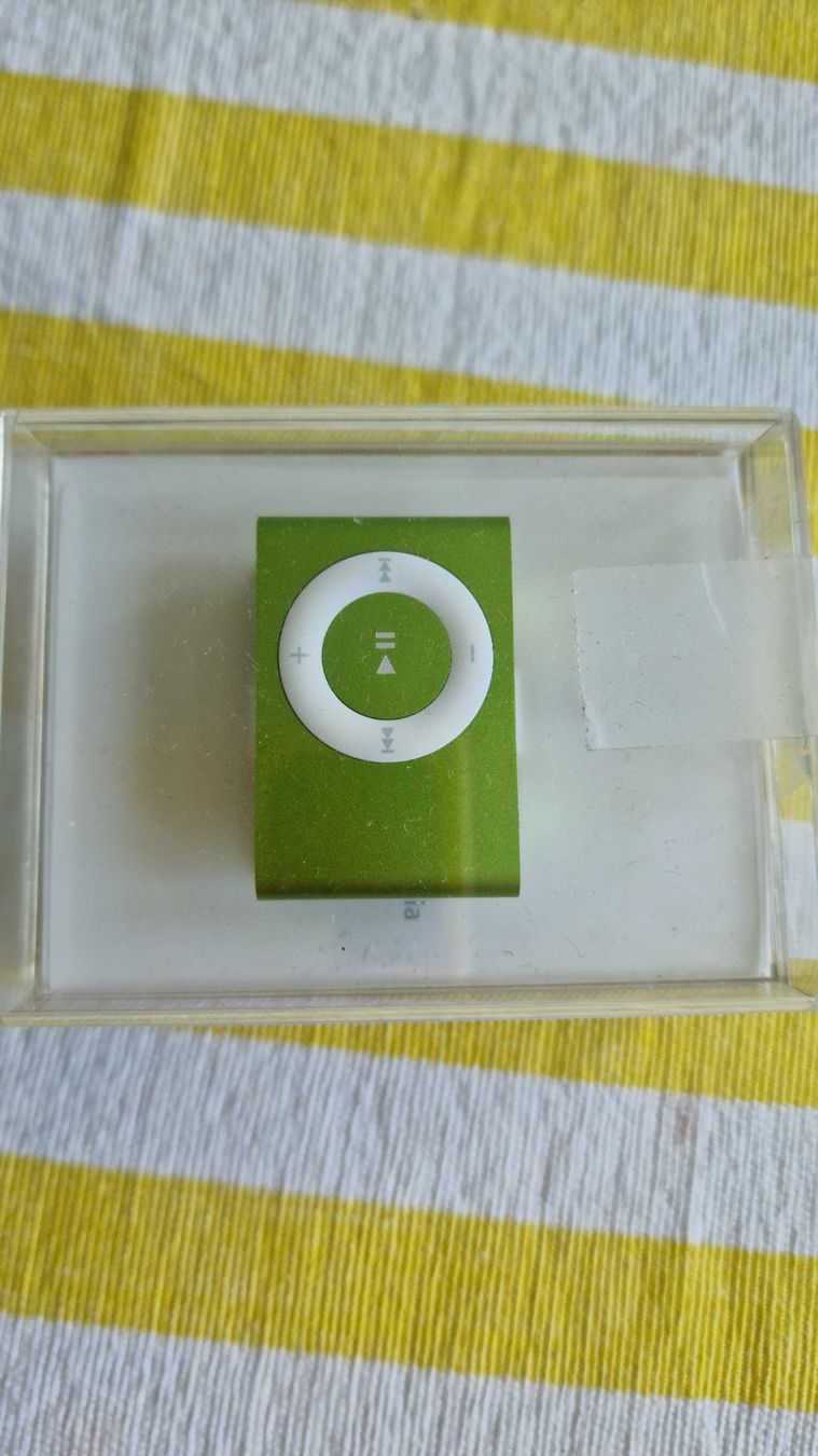 Apple Tragbarer Mediaplayer: iPod shuffle – Gebraucht aus Horgen von Happi76 1