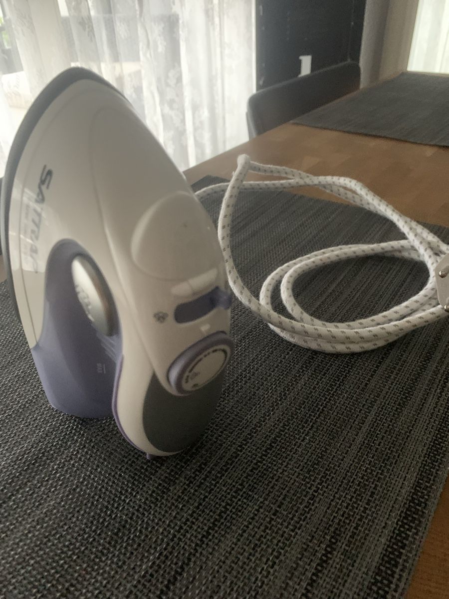 Bügeleisen: Reisebügeleisen – Gebraucht aus Emmen von Bgucci_girl 2
