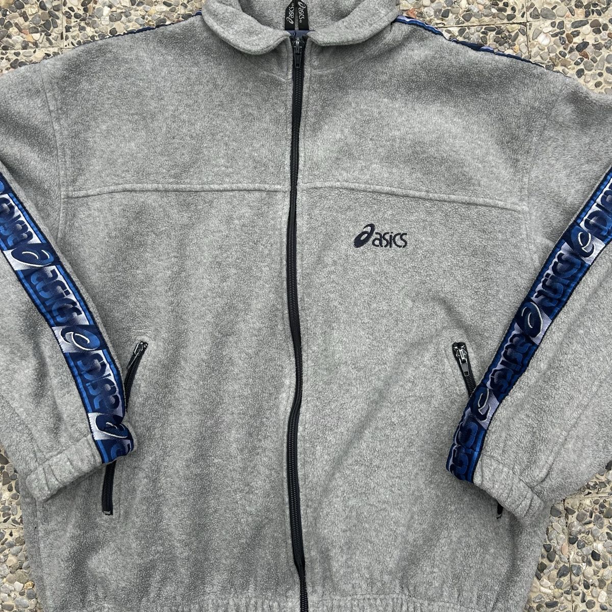 Asics Vestes: Vintage Asics Fleece Jacket – D'occasion à brent par fukusapes 1