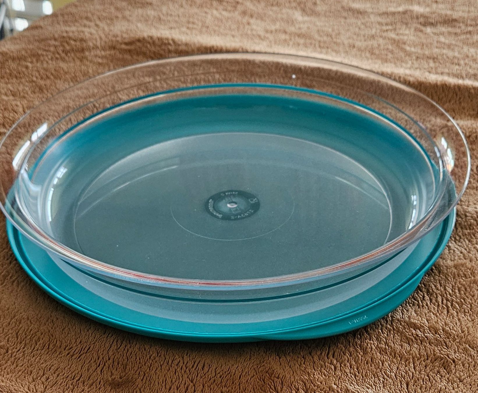 Tupperware Behälter & Ähnliches: Schüssel 2.4l flach Tisch Serie – Neu (gemäss Beschreibung) aus Hasle b. Burgdorf von buddle32 1