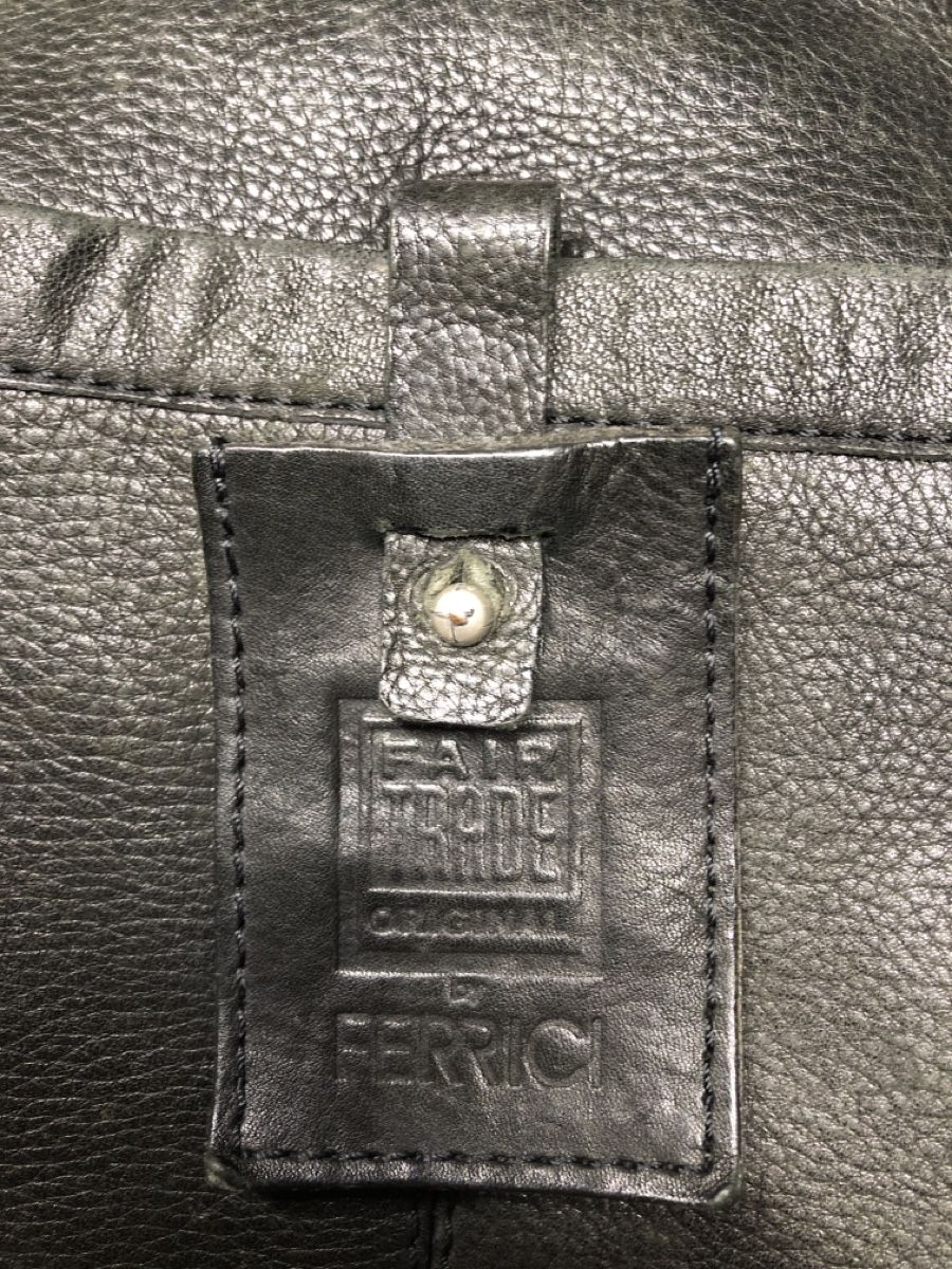 Claudio Ferrici Borse da donna: Ledertasche Ferrici schwarz – Usato da Steffisburg venduto da Maratsch 5