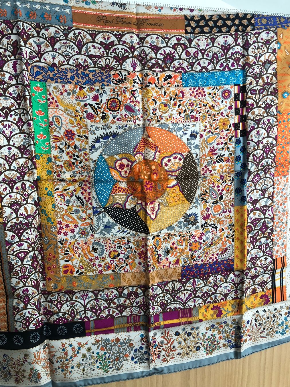 Hermès Foulard & Sciarpe: Hermes Carree neu – Nuovo (secondo la descrizione) da St. Moritz venduto da Capricorn88