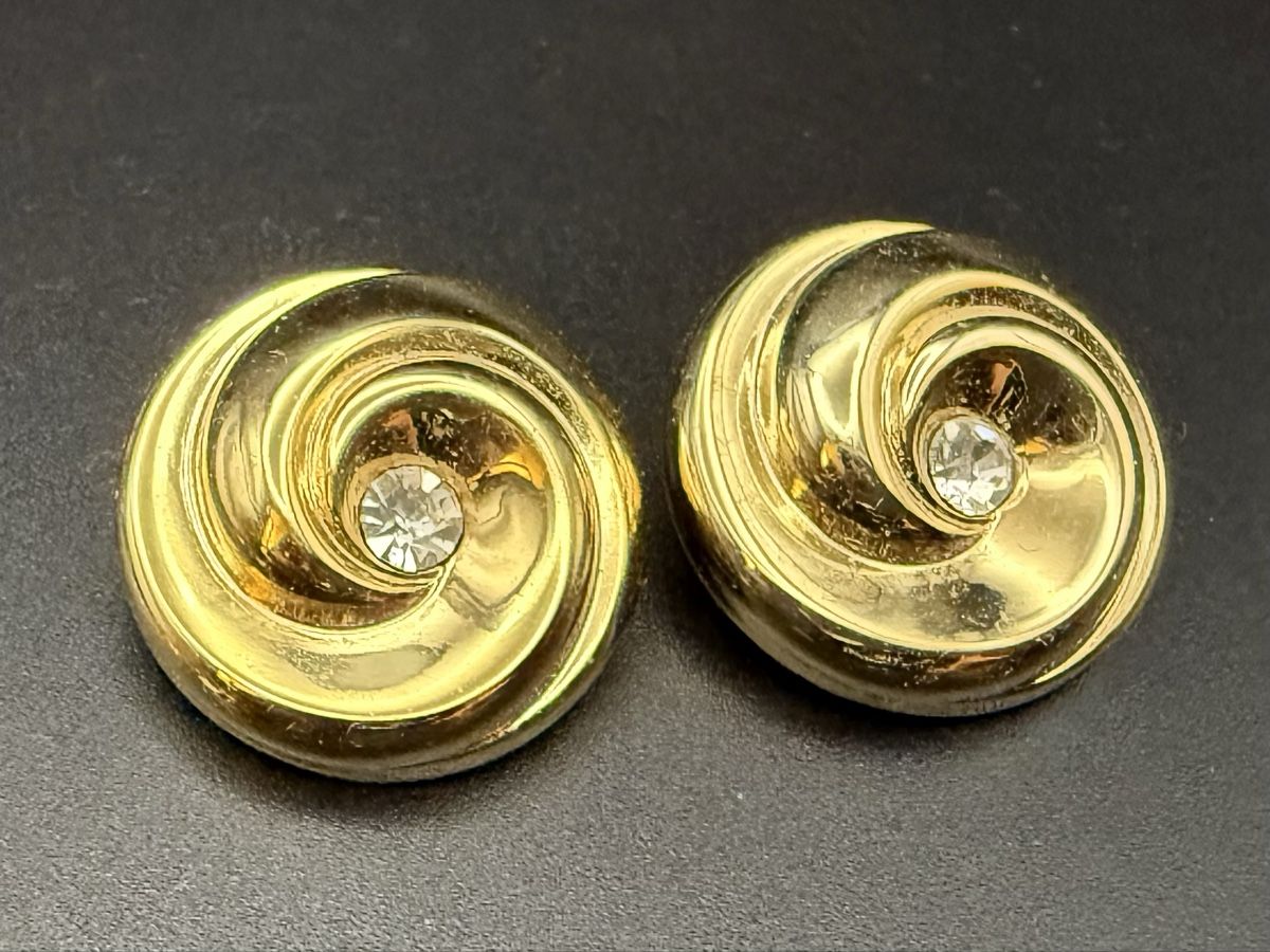 Ohrringe & -stecker: Vintage-Ohrringe Cabouchon Paris - Goldfarben – Gebraucht aus Lamone von LaCantinaMagica 1