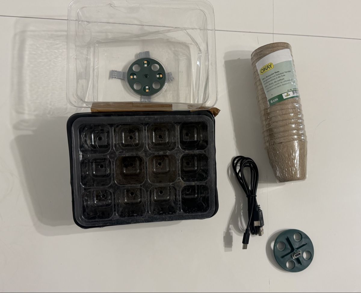 Contenitori & Simili: Germination kit for Seedlings – Usato da St.Gallen venduto da pep_2gfq 1