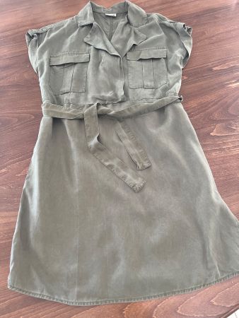 Noisy May Kleid, Khaki, Gr. M, Sommerlich leicht!