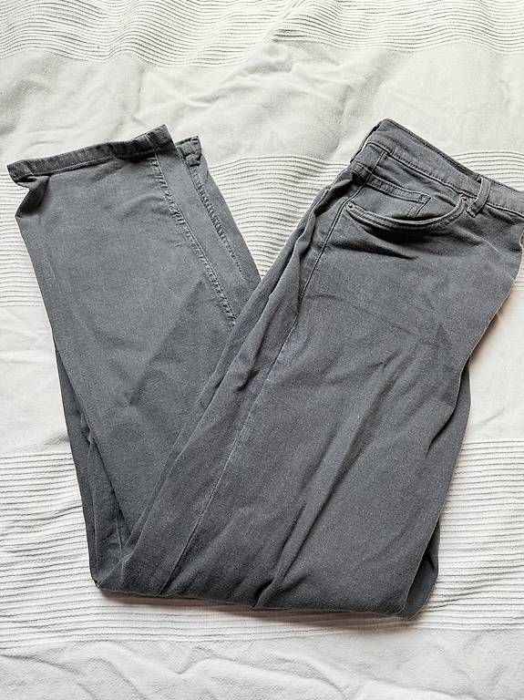 Jeans: Urban classic jeans – Usato da Geuensee venduto da mar_ld75