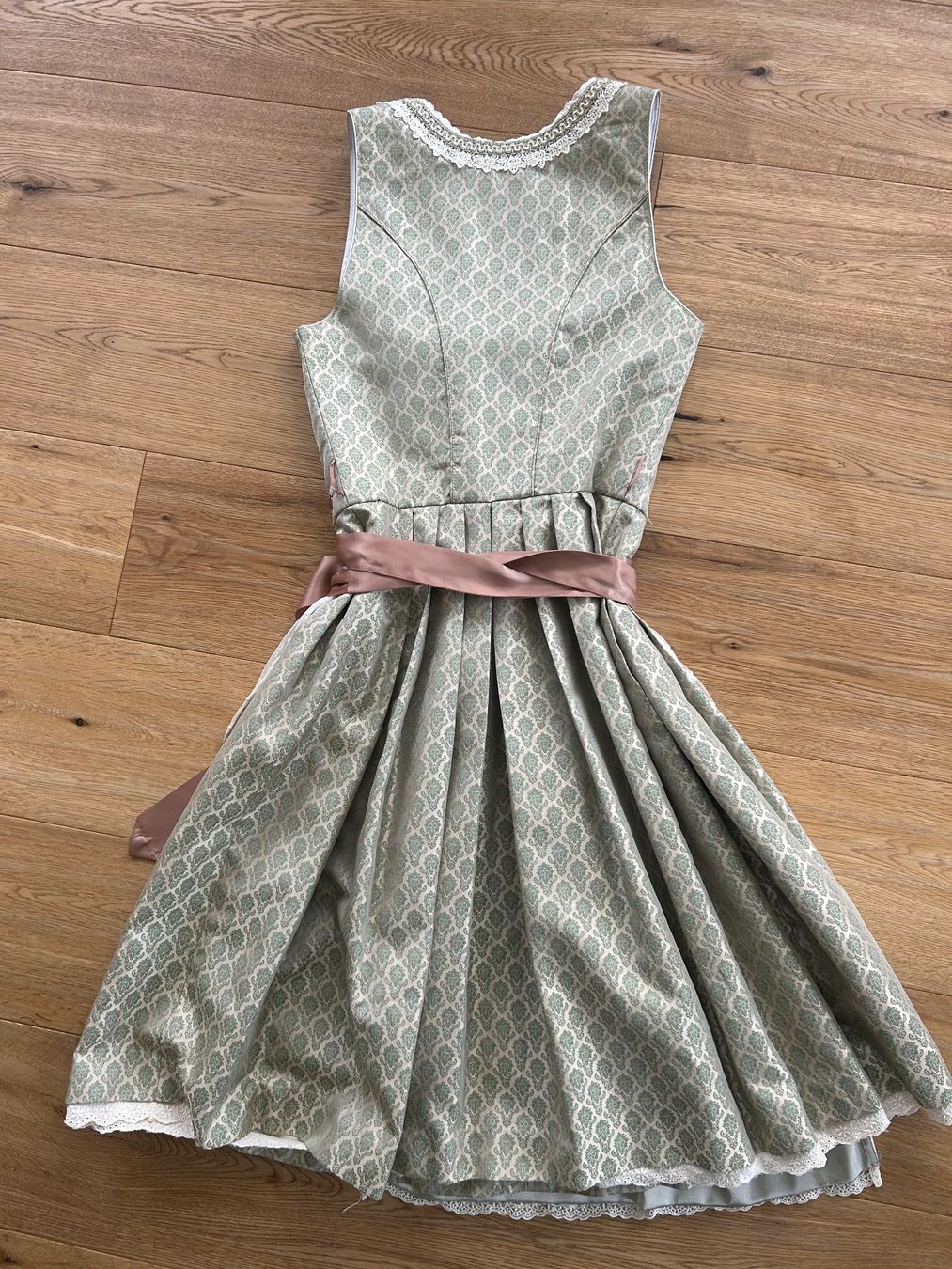 Krüger Robes: Dirndl – D'occasion à Aarau Rohr par mel_5smb 1