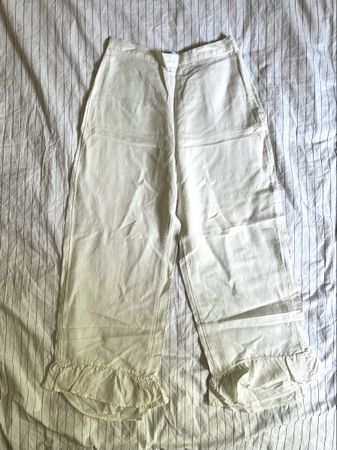 Female white frilled pants 3/4 & other stories 36