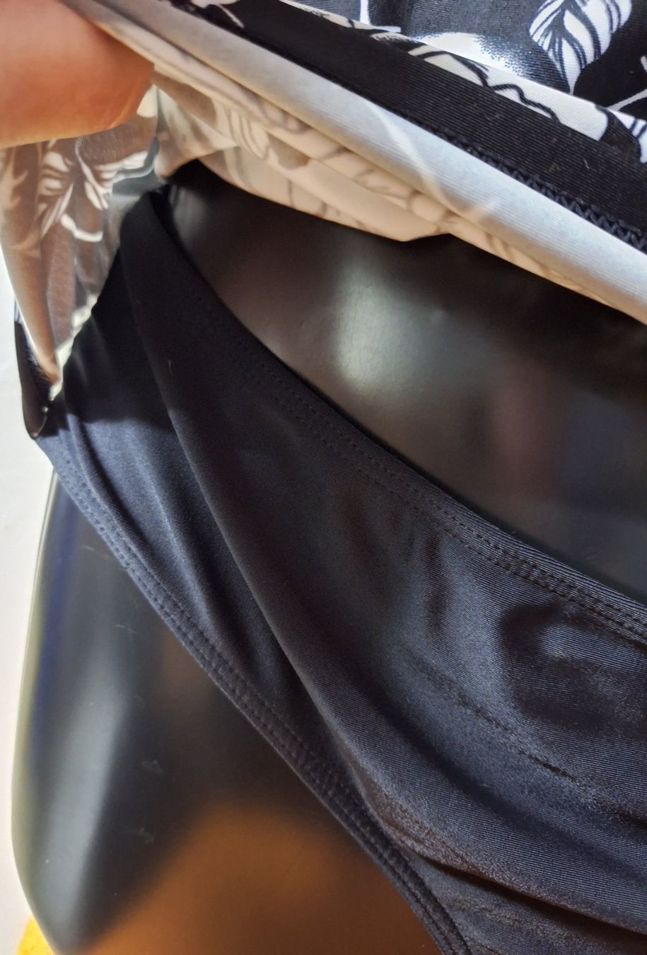Costumi da bagno & Bikini: Skull Badekleid / EMP Grösse L / Neckholder schwarz – Usato da Muri AG venduto da Edlerweiss 3