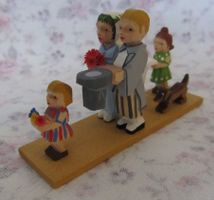 Erzgebirge - Emil Helbig - Hochzeitspaar mit Kindern