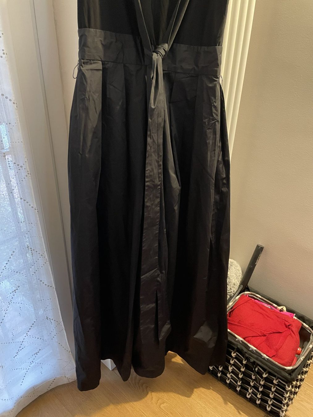 Ralph Lauren Vestiti: Vestito nero di Ralph Lauren – Nuovo (secondo la descrizione) da Meilen venduto da val_tsv8 5