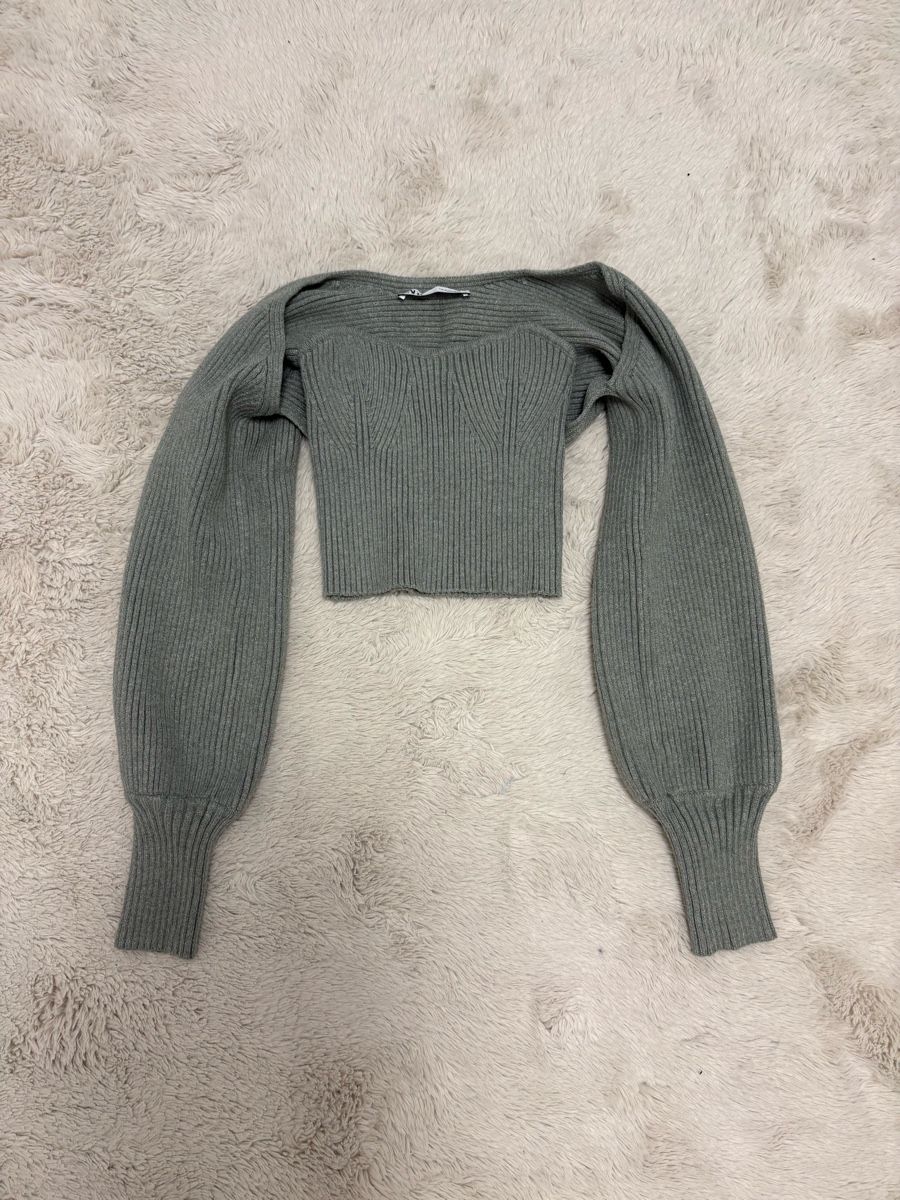 Zara Top: Haut – Nuovo (secondo la descrizione) da Sion venduto da sar_8xmg