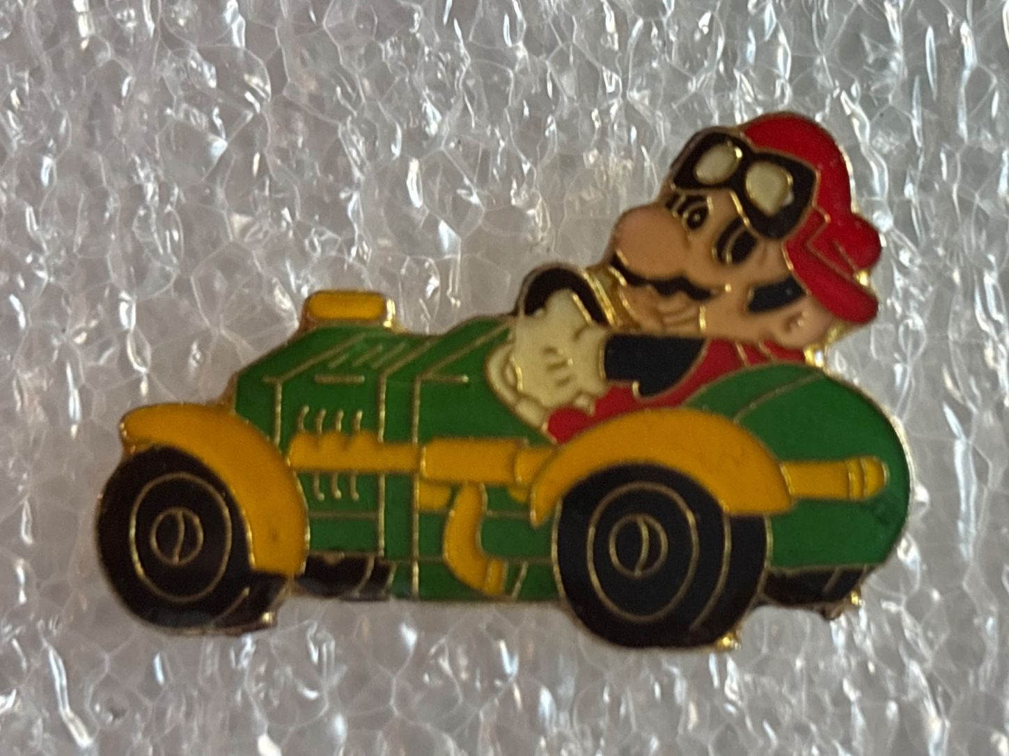 Placchette & Badge: Pin Nintendo Super Mario – Usato da Lützelflüh-Goldbach venduto da NicoleL.