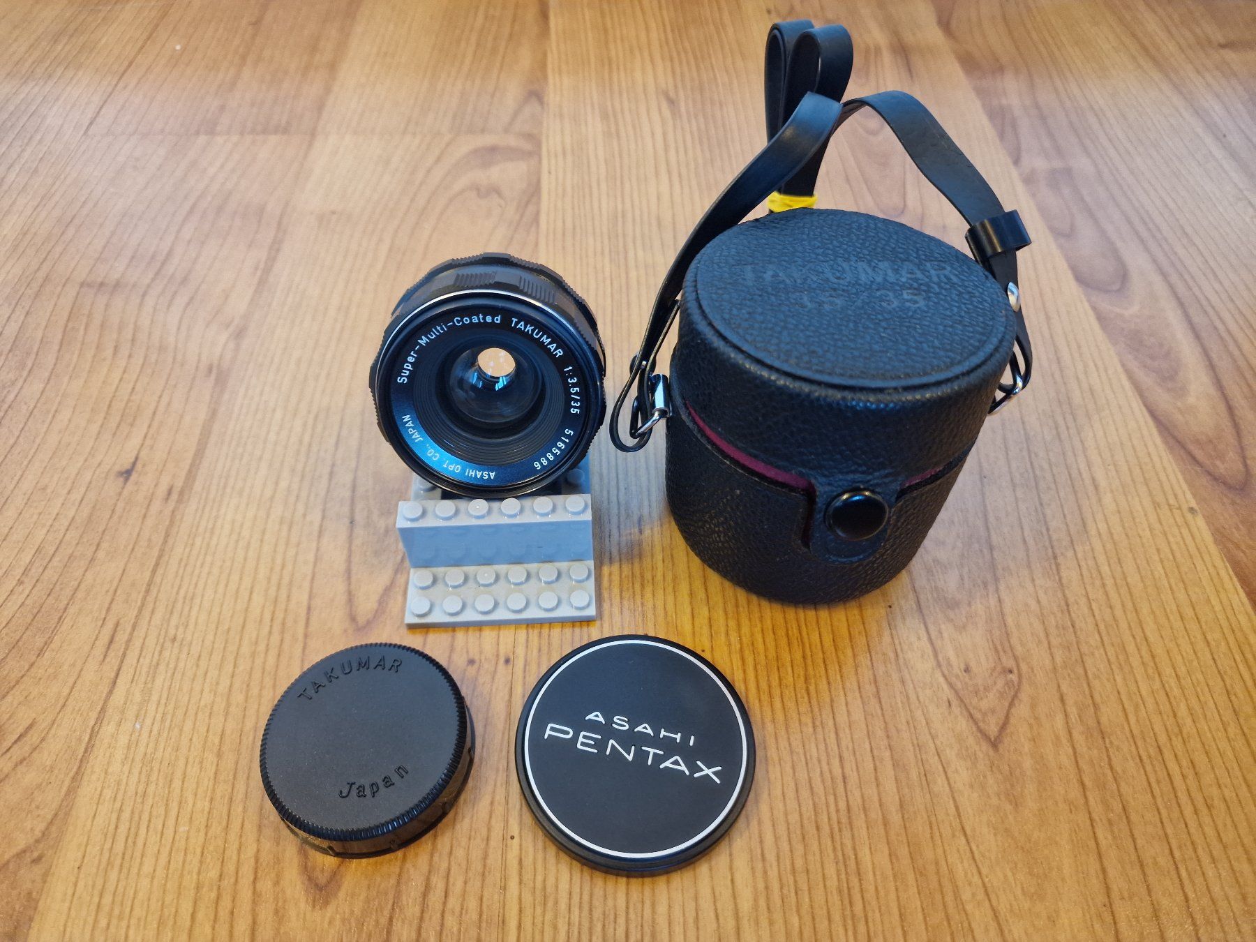 Pentax Objectifs: Super-Multi-Coated Takumar 35mm 3.5 Objektiv - M42 Mount – D'occasion à Vevey par dreetje9