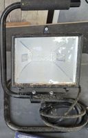 2x Baustrahler mit Kabel gebraucht