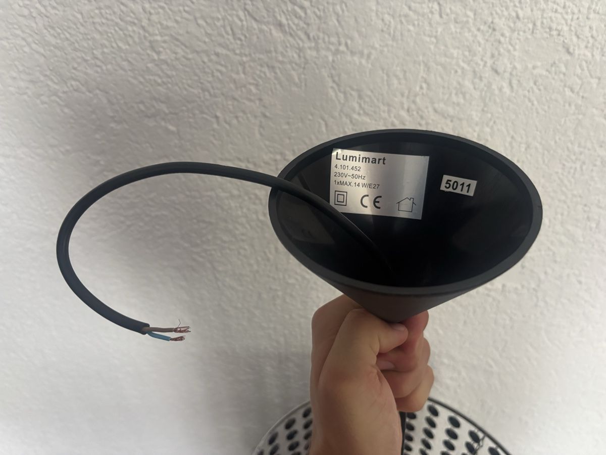 Kronleuchter & Deckenlampen: Hängeleuchte / Deckenlampe Lumimart schwarz – Gebraucht aus Zürich von NickB 2