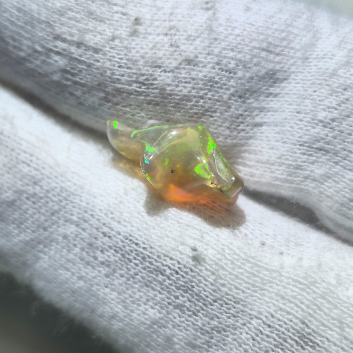 Pietre preziose: Opal mit Natürlichem  Schliff 1.95ct – Nuovo (secondo la descrizione) da Schaffhausen venduto da SahinGems 4