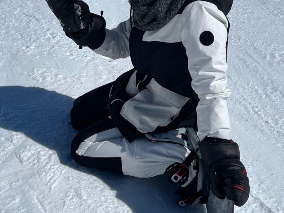 Burton Lotti di vestiti: Burton ski/snowboard Set – Usato da Zürich venduto da Lara13 4