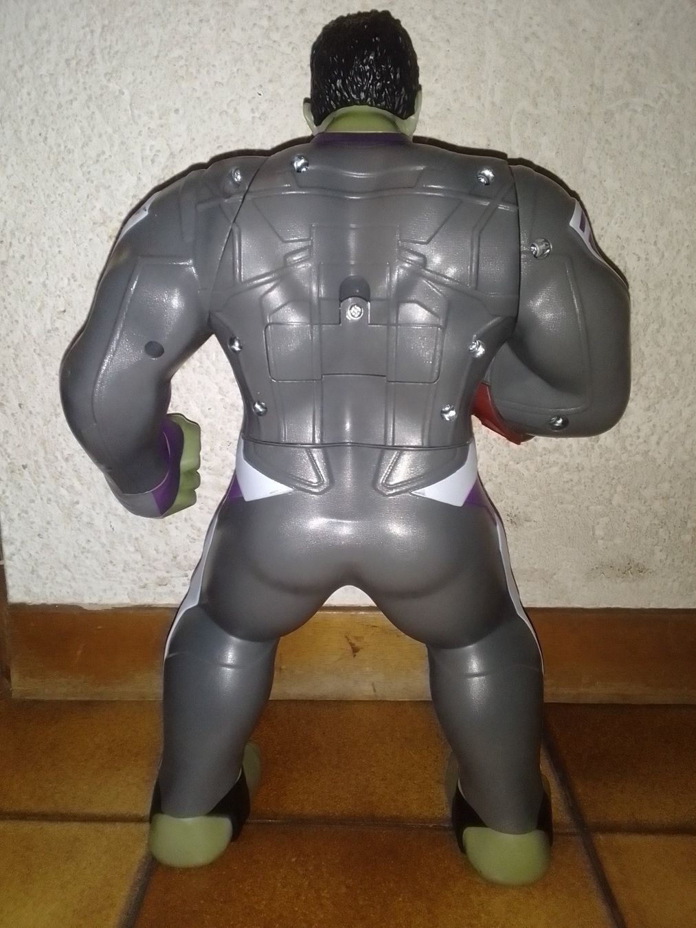 Hasbro Statuette: Figurine Hulk 35 cm Hasbro Infinity – Usato da Préverenges venduto da mam_629h 1