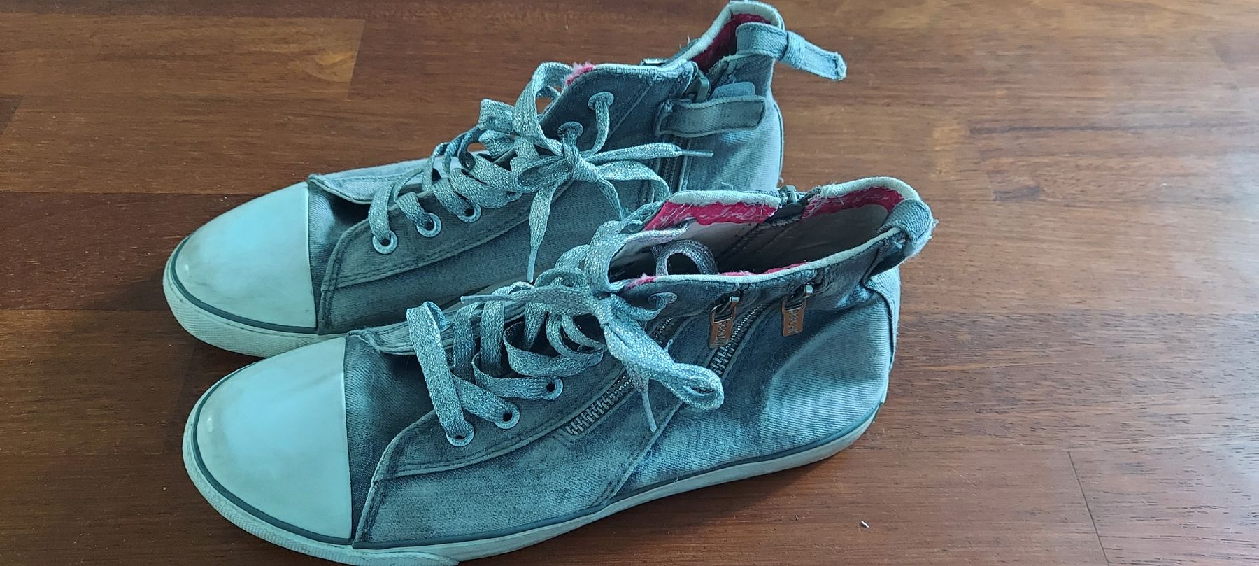 Replay Scarpe da donna: Canvas Sneaker grau von Replay – Usato da Küssnacht am Rigi venduto da Mukare