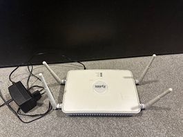 Point daccès Wi-Fi professionnel Zyxel NWA3560-N