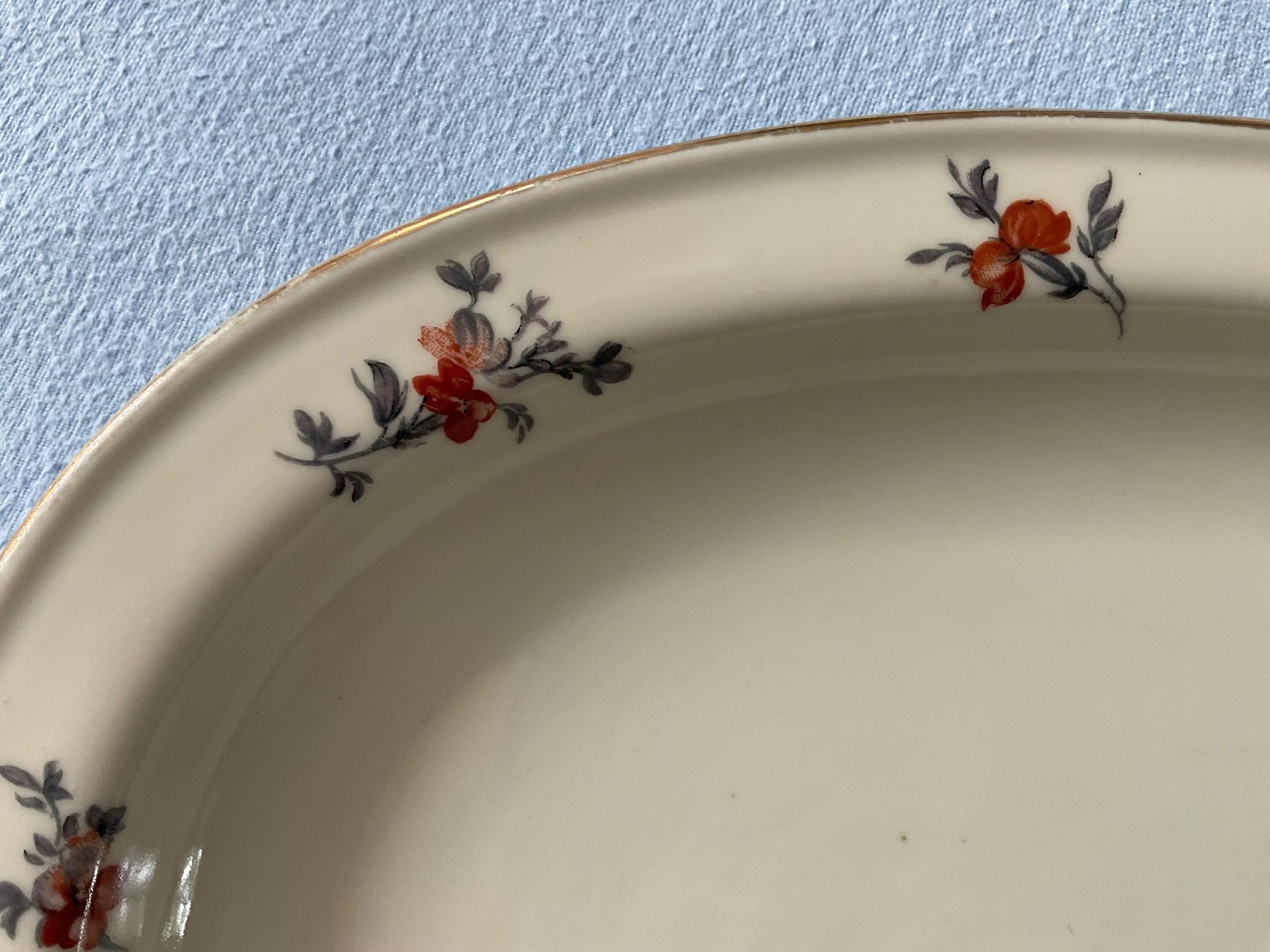 Servierplatten: Schale Langenthal – Gebraucht aus Zürich von Tolima194 2