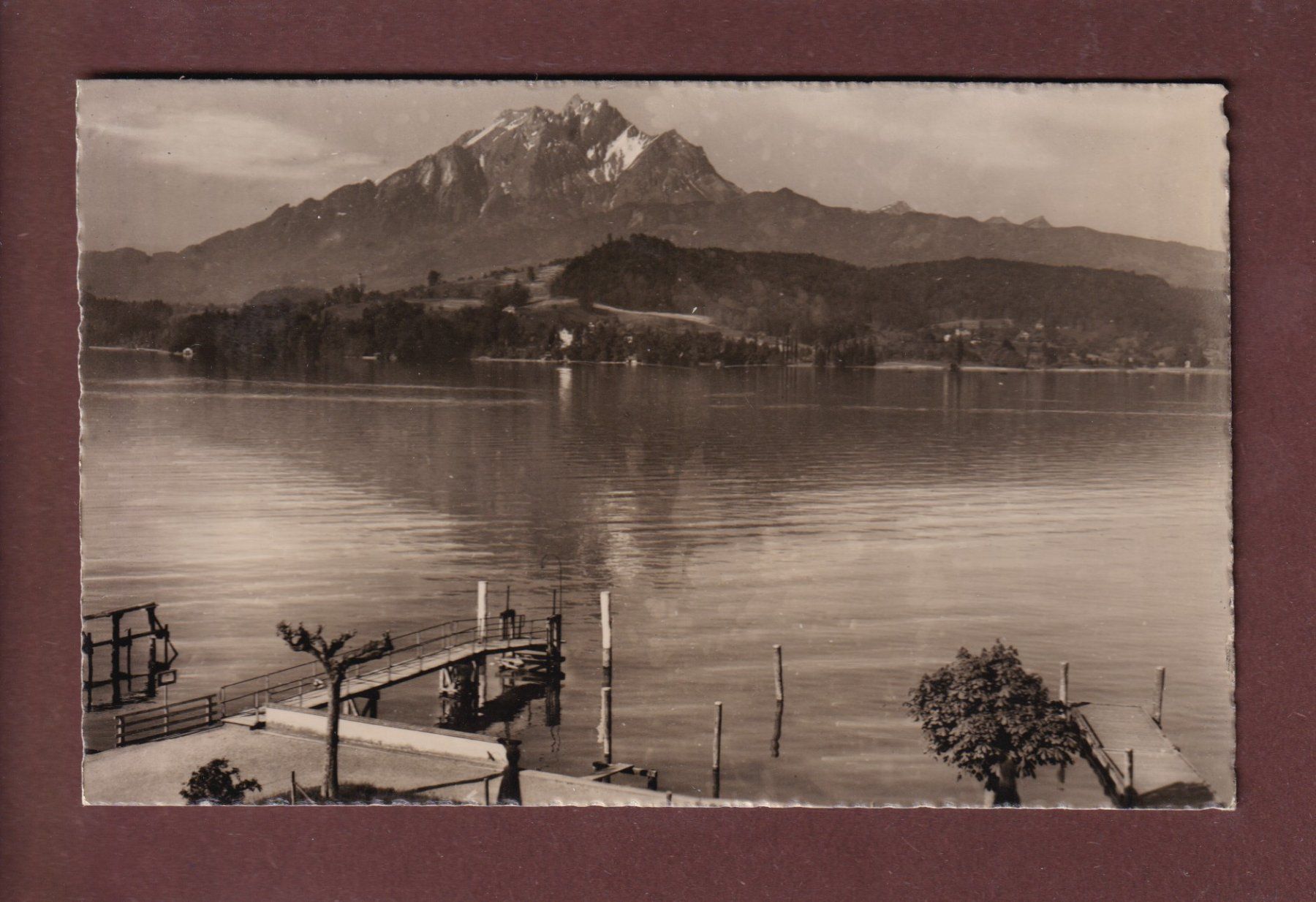 Cartoline postali: LUZERN - Seeburg - Pilatus – Usato da Pully venduto da nicecards
