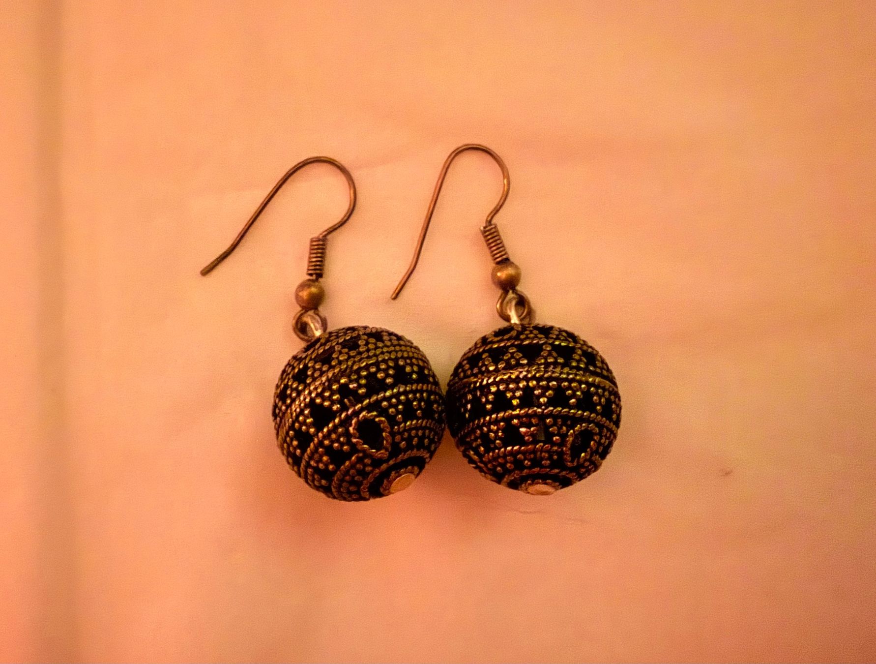 Boucles d'oreille: • Bällchen Ohrringe • – D'occasion à Basel par mendoza13