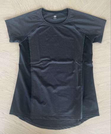 H&M Sport T-Shirt Gr. M NEU