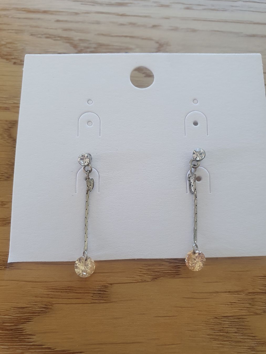 Ohrringe & -stecker: Elegante Ohrringe mit "Kristallen" ✨️ – Gebraucht aus Moosseedorf von Sonnenschein.. 1