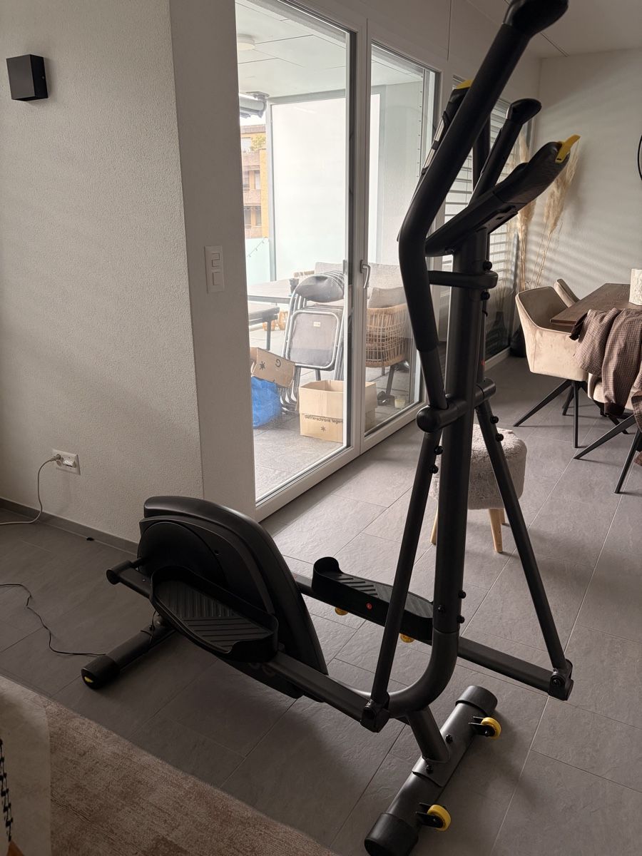 Decathlon Vélos d'appartement: Crosstrainer  – Neuf (Voir description) à untersiggenthal par stephanymar 1